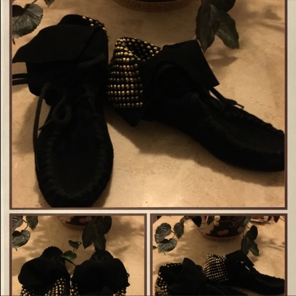 Brand new Booties 😍😍 - Picture 2 of 3